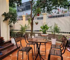 Chủ giảm 10 tỷ, Biệt thự Mỹ Đình 200m2 giá chỉ 38 tỷ- đường trước nhà 25m2- SIÊU ĐẸP