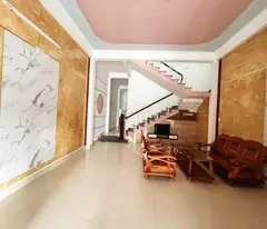 Nhà 2 tầng siêu hời, siêu đẹp. Xây dựng kiên cố Ngay Phong Nam Hòa Châu. Gần sát quốc lộ 1 A.