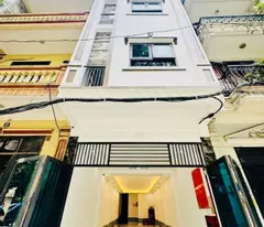 Bán nhà Long Biên 11 tỷ 60m sẵn dòng tiền,căn hộ cho thuê full phòng,sổ đỏ vuông