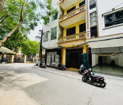 Bán nhà Long Biên 11 tỷ 60m sẵn dòng tiền,căn hộ cho thuê full phòng,sổ đỏ vuông
