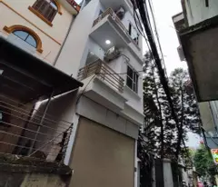Nguyễn Văn Cừ Long Biên 10 tỷ 60m ô tô qua nhà gần công viên