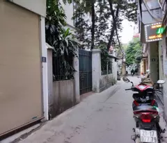 Nguyễn Văn Cừ Long Biên 10 tỷ 60m ô tô qua nhà gần công viên