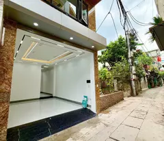 Tư Đình Long Biên 9 tỷ 55m ngõ ô tô,gần phố,sổ đỏ vuông cần bán nhanh