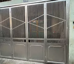Chính chủ cho thuê nhà riêng phố Nguyễn Khoái: 3 tầng, 1 tum