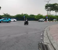 Vị trí đắc địa đường Tư Đình - Long Biên.