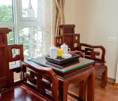 CHÍNH CHỦ BÁN 2 TÒA KHÁCH SẠN 10 TẦNG VỊ TRÍ ĐẸP NHẤT MẶT PHỐ ĐI BỘ KIM ĐỒNG CAO BẰNG