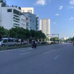 bán nhà chính chủ mặt phố Hồng Tiến, 143m, mặt tiền 7.7m, nở hậu, full thổ cư