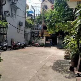 Bán nhà Vạn Bảo/Ba Đình - Gần mặt phố/Phân Lô/Nở hậu - 6 phòng ngủ