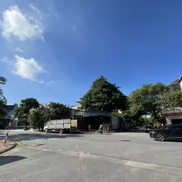 Trung tâm Trâu Quỳ -bán đất thổ cư lô góc 109m2 mtien 5m2 nở hậu đường 13m.0982852808