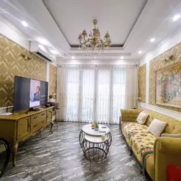Bán nhà Nguyễn Sơn - 69m2 giá 9,3 tỷ - nhà đẹp ngõ ô tô thông, ô chờ thang máy