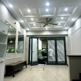 Bán nhà Hồng Tiến - 68m2 - 5T - 10,3 tỷ - nhà đẹp ,thang máy, ngõ ô tô thông