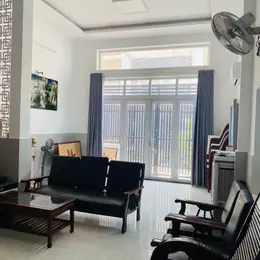 Bán gấp nhà  đường D Bình Thạnh, DT 9,5m x 12m CN đủ - 2 tầng tiện xây mới - 25 tỷ