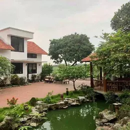 Biệt thự sân vườn Long Biên, 1100m x 3 tầng, mặt tiền 25m, tựa sơn hướng thuỷ, nội thất cao cấp,