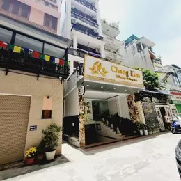 Lạc Long Quân 100M 8T 5.8MT
Ô TÔ TRÁNH - LÔ GÓC - THANG MÁY - KINH DOANH - DÒNG TIỀN 🌹