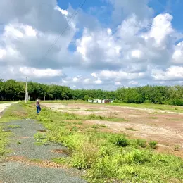 Bể Nợ Tui Bán 4 Sổ (20x40)=800m2, Đường Nhựa 18m, Dân Đông, Tiện Ích Đầy Đủ, View Hồ Mát Rượi