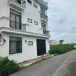 BÁN LÔ ĐẤT DỊCH VỤ DI TRẠCH 16,3HA -150m2-8,3m MẶT TIỀN
GIÁ 16;4 TỶ