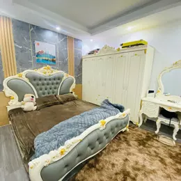 Chính chủ nhờ bán hộ nhà ở Mễ Trì Hạ
Chủ tặng lại toàn bộ nội thất xịn xò
