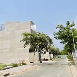 Đất mặt tiền đường nhựa 16m, ngay Chợ giá chỉ 670tr bao sổ