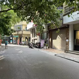 Bán nhà phố Nguyễn Chí Thanh, Đống Đa 37m, 5 tầng, mt 4m. Giá: 16.3 tỷ