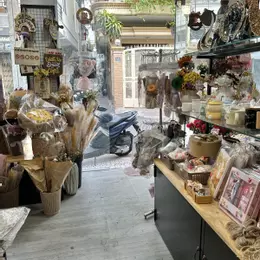Bán Nhà  Gần Bàu Cát - Chợ Tân Bình , Ô Tô Thông - 33M2,  Nhỉnh 4 T.ỷ.
Goi Ngay 0939.756.234 _ Hỗ