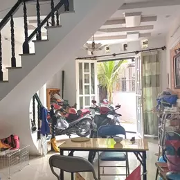 Gấp bán Trần Quý Cáp, Bình Thạnh, 2 tầng BTCT, 4 PN, 60m2 (4x15), nhỉnh 5 tỷ