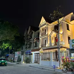 BÁN BIỆT THỰ LÔ GÓC 3 MẶT THOÁNG KHU ĐÔ THỊ CẦU BƯƠU - VỊ TRÍ ĐẸP NHẤT KHU - KINH DOANH - VỈA HÈ -