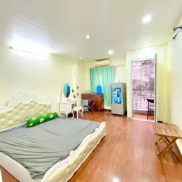 NHÀ ĐẸP KĐT VIỆT HƯNG  LONG BIÊN Diện tích 50/55m2  Nhỉnh 6 tỷ