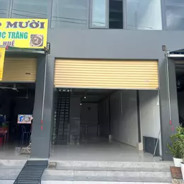 Mặt bằng kinh doanh mặt tiền quốc Lộ 13 kề ngả tư Bình Phước