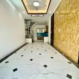 NHÀ ĐẸP - LÔ GÓC THOÁNG – Ô TÔ ĐỖ TRƯỚC CỔNG CÁCH NHÀ 10M