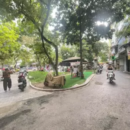 Bán nhà phân lô Hàm Nghi, 66m2 4T view công viên, tiện kinh doanh, để ở quá đẹp