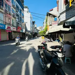 Bán nhà mặt phố Tam Khương, Đống Đa 62m, 5 tầng, mt 4.3m. Giá: 25.2 tỷ