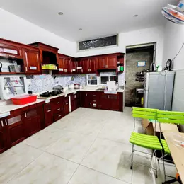 Bán Nhà Thành Thái Q.10 60m² 4 Tầng Hẻm Xe Hơi Chỉ 11,7 Tỷ  Dòng Tiền 30 Triệu/Tháng