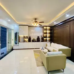Bán nhà Nguyễn Sơn, Long Biên - 73m2 - 5T - 9,3 tỷ - ô tô đỗ cửa, nhà đẹp, ô chờ thang máy
