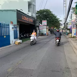 Bán đất mặt tiền kinh doanh quận 2, 100m2 đông đúc