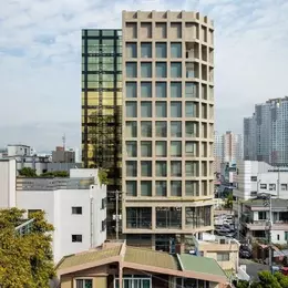 Building cỡ nhỏ – Quán Thánh – 283m2 – 4 tầng – 12.5m mặt tiền – 113 tỷ.