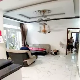 Bán CHDV mặt tiền KD đường Văn Chung, P13, Tân Bình, 124m2, 6 tầng, thang máy