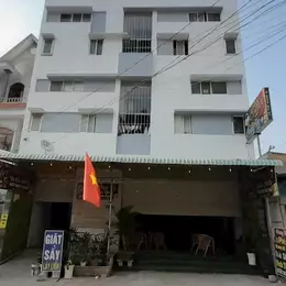 TOÀ NHÀ TMDV CÓ 35 PHÒNG XÂY MỚI, MẶT TIỀN TRUNG TÂM DĨ AN ( KẾ BÊN VINCOM PLAZA) BÌNH DƯƠNG ( thu