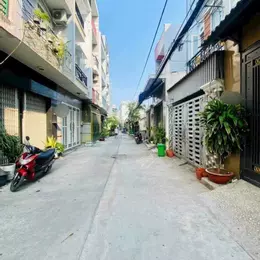 NHÀ 1/ LÊ VĂN QUOI ,DT 4M X18M . HẺM 6M SÁT MẶT TIỀN 2 TẦNG ,4PN OTO NGỦ TRONG NHÀ  -
