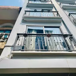 Bán nhà Xuân Đỉnh - 7 tỷ 1 - Ngõ to hơn phố -  Ô tô chạy thông - thoáng trước sau.