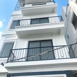 GẤP! NHÀ TT CHÚC SƠN - Ô TÔ VÀO CỬA - LÔ GÓC 2 MẶT THOÁNG - 4 TẦNG