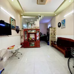 NGAY CHỢ TÂN HƯƠNG - NGUYỄN SUÝ - 36M2 - NHÀ 2 TẦNG 2PN - HẺM 4M THÔNG - SỔ VUÔNG VỨC - GIÁ CHỈ