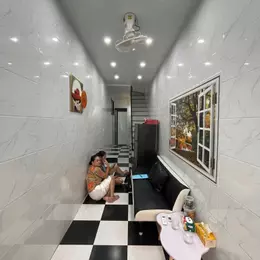 Bán nhà Âu Cơ, 18m2, ngõ nông, 1.75 tỷ