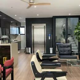 BÁN NHÀ NGÕ 106 HOÀNG QUỐC VIỆT, DT 60M2 , PHÂN LÔ GARA Ô TÔ, GẦN PHỐ, Ở/VĂN PHÒNG, CHỈ 18 TỶ