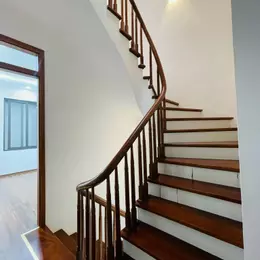 Nhà đẹp ở ngay đường Lê Trọng Tấn, Diện tích 42M2