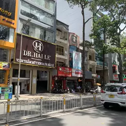 ++ Bán Gấp Nhà Mặt Tiền Trần Hưng Đạo Ngay Quận1, 800m đến Chợ Bến Thành