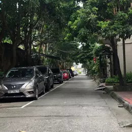 BÁN NHÀ 5T HOÀNG QUỐC VIỆT, DT 90M2, PHÂN LÔ 3 Ô TÔ TRÁNH DỪNG ĐỖ, Ở SƯỚNG, GIÁ 24 TỶ