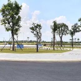 Bán gấp lô đất View hồ nghỉ dưỡng kinh doanh cực  kì tốt, cặp sát TTHC Củ Chi.
Diện tích