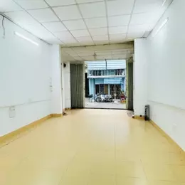 Nhà HXH, Lạc Long Quân Tân Bình, DT 4x12 giá thấp kịch sàn.
