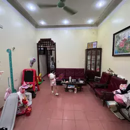 LÝ ĐẠO THÀNH, HOÀN KIẾM – 44M2 3 TẦNG CỰC HIẾM NHÀ BÁN- NẰM VỊ TRÍ ĐẮC ĐỊA- LÔ GÓC 2 MẶT THOÁNG,