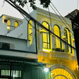Ngay Ngã 5 Chuồn Cún - Hẻm 3m - DT 3  x 11m - 3 Tầng BTCT